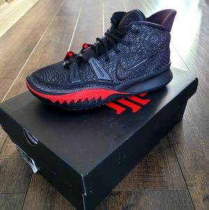 Kyrie 7 Basketball Shoes
